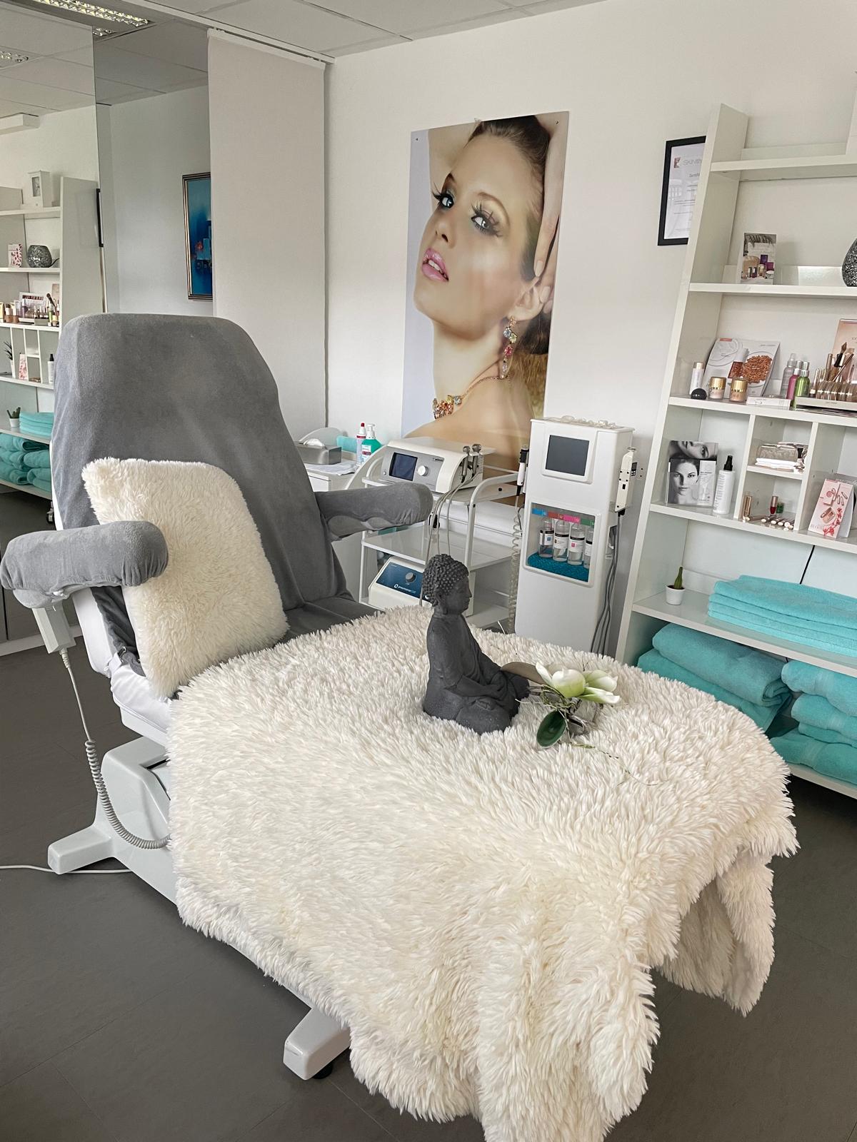 Behandlungsraum bei Beauty Concept in Weinheim